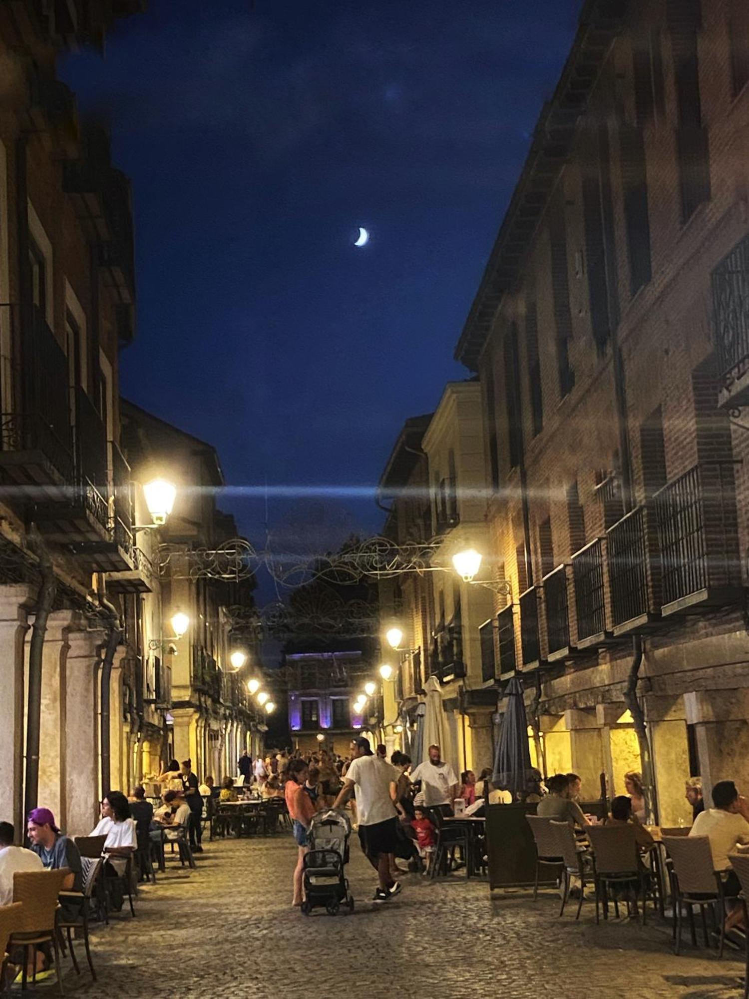 Casa De Huespedes Vecinodecerbantes Hotell Alcalá de Henares Eksteriør bilde